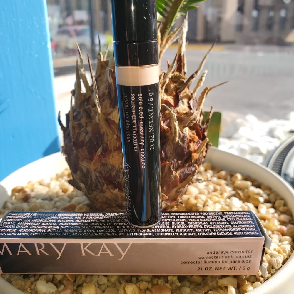 Mary Kay Undereye Corrector